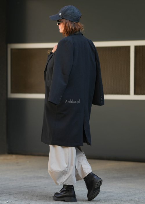 płaszcz-velvet-czarny-black (5).jpg