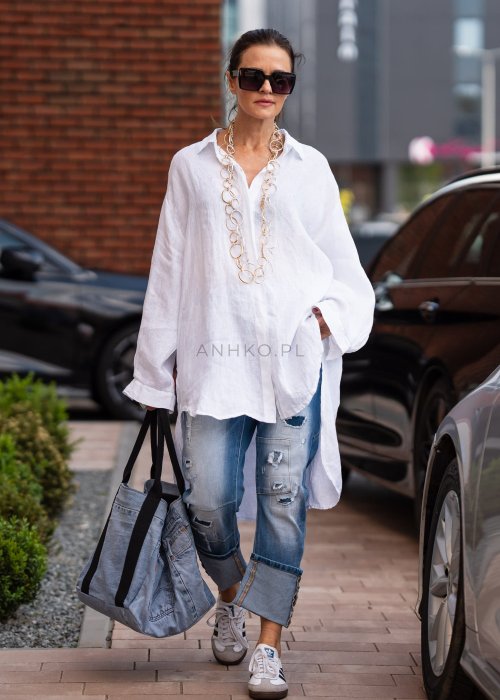 Szukasz lekkiej i stylowej koszuli? Biała lniana koszula oversize Holis to komfort i ponadczasowy styl. Sprawdź i stwórz idealny look!