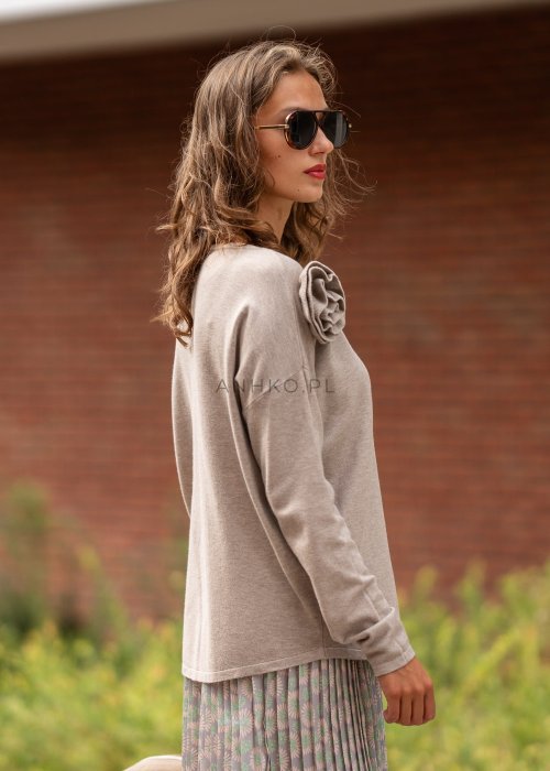 dzianinowy-sweter-rose-longs-bezowy (5).jpg