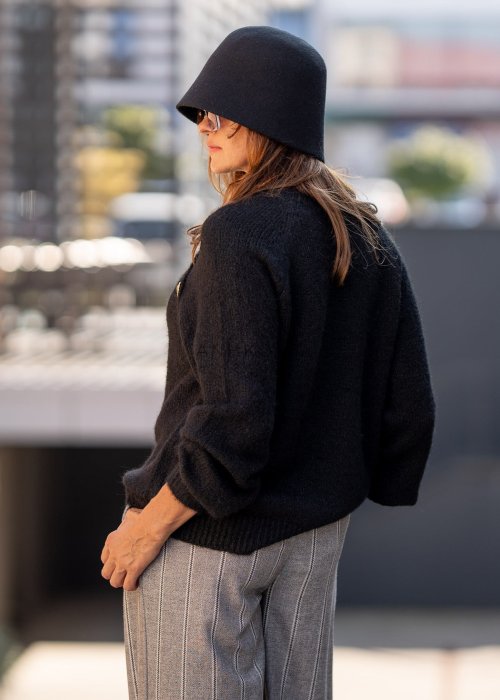 sweter-honi-czarny (11).jpg