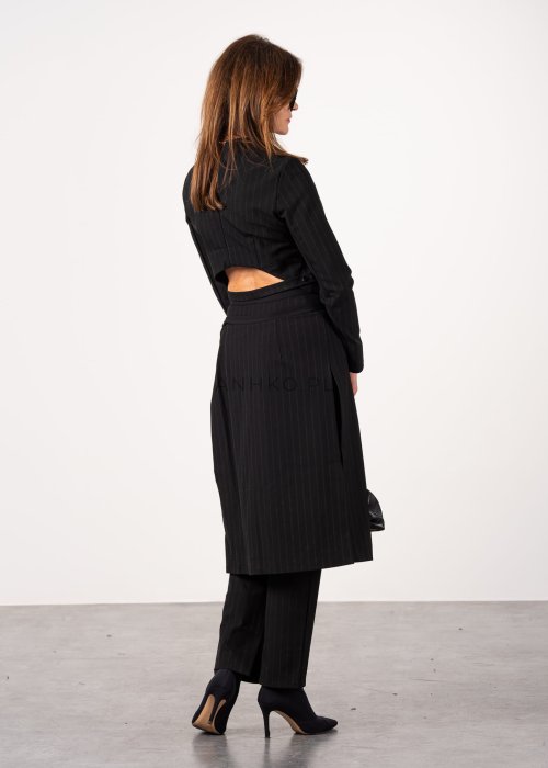 Bluzka-Pinstripe-Czarna-w-Szare-Paski (5).jpg