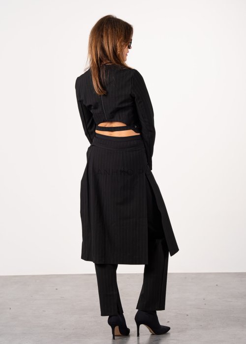 Bluzka-Pinstripe-Czarna-w-Szare-Paski (4).jpg