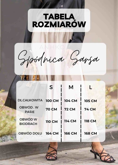 Długa czarna spódnica o prostym kroju z lekkim połyskiem, wykonana z gładkiego materiału w eleganckim stylu