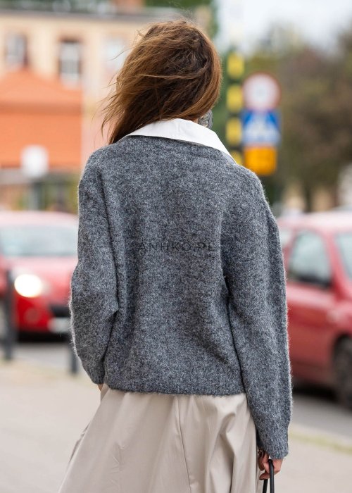 sweter-courtney-szary (2).jpg
