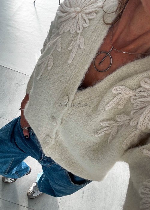 sweter-mery-jane-bezowy (5).jpg