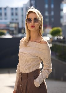 Sweter Off-Shoulder Beżowy 