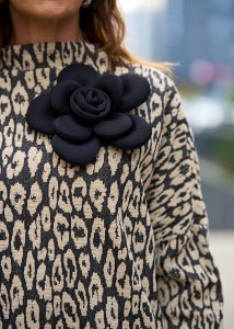Broszka Kwiat Flower Czarny