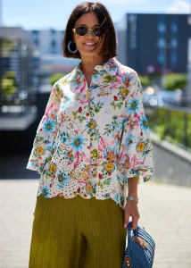 Koszula Floral Muse II Biała w Kwiatowy Print  